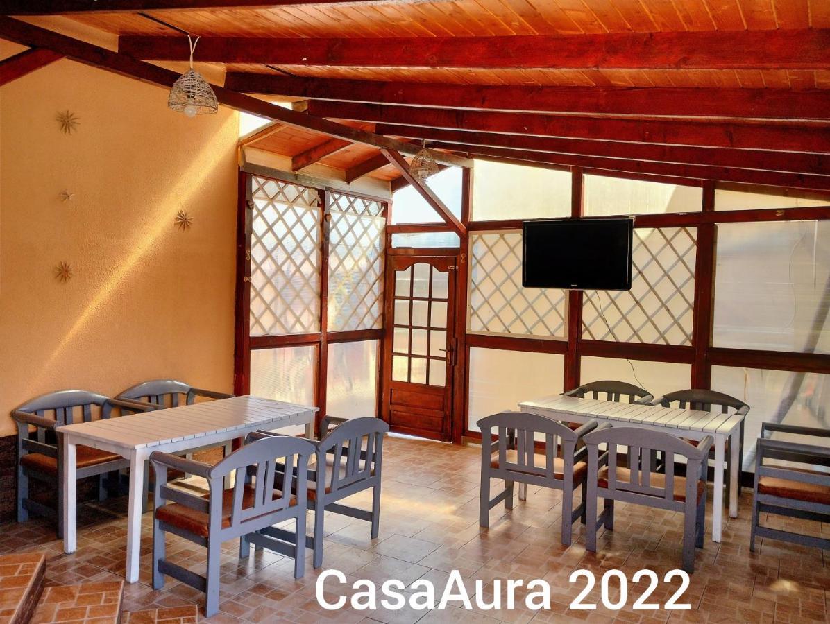 Готель Casa Aura 1 Костінешть Екстер'єр фото